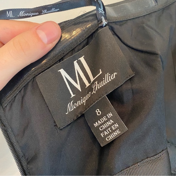 MONIQUE LHUILLIER MONIQUE LHUILLIER - Picture 6 of 6